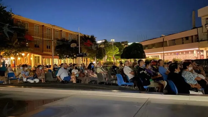 Una serata di cinema all'aperto