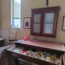 Alcuni dei cassetti rovistati dai ladri