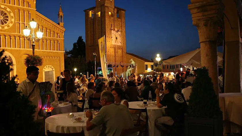 Una delle precedenti edizioni della Notte Bianca a Piove di Sacco