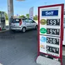 Sempre meno differenza tra il prezzo del diesel e quello della benzina