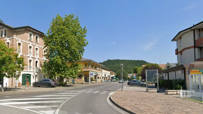 La zona del centro di Torreglia dove si è conclusa l'escalation di violenza