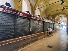 I negozi del Salone chiusi