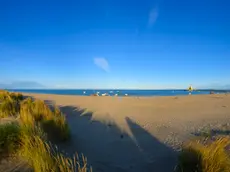 Tragedia in spiaggia a Cavallino Treporti: turista muore a causa di un malore