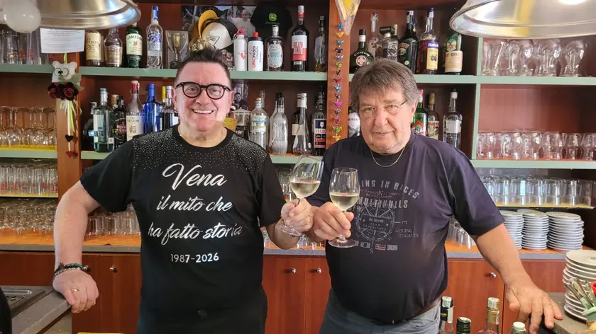 I fratelli Venanzio e Gerardo Ereno del bar Impero di Facca