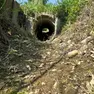 Uno dei canali dell’irrigazione completamente a secco nell’Alta Padovana