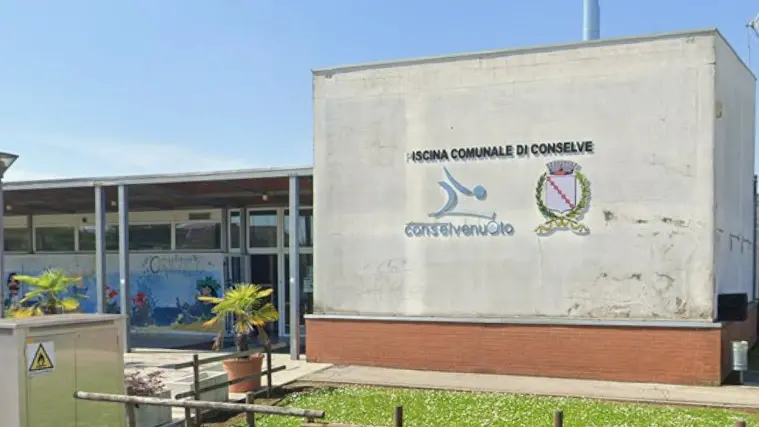 L’entrata della piscina di Conselve