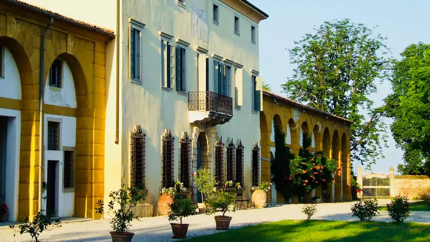 Palù, contessa Rizzardi rapinata in villa: minacciata con un coltello (Foto, sito Villa Maffei Rizzardi)