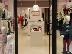 Il negozio in cui è avvenuto il furto