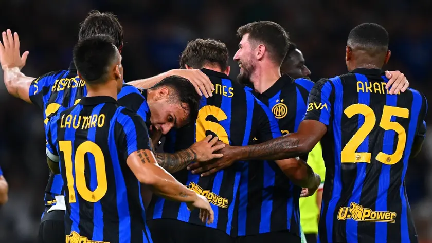 L’Inter parte un gradino davanti agli altri: dietro sette contender