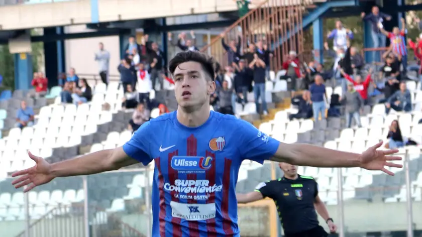 Luca Moro con la maglia del Catania