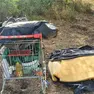 Il materiale lasciato dagli occupanti dei bivacchi
