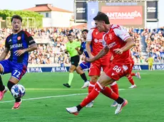 Zanimacchia in azione contro il Pisa