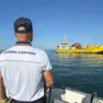 L'intervento di bonifica della Guardia Costiera