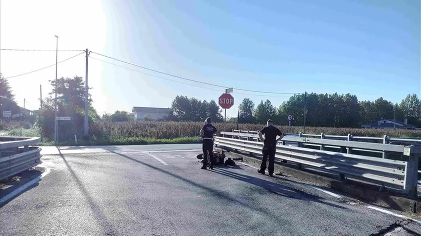 Arsego, scontro tra auto e scooter: ferito un 43enne