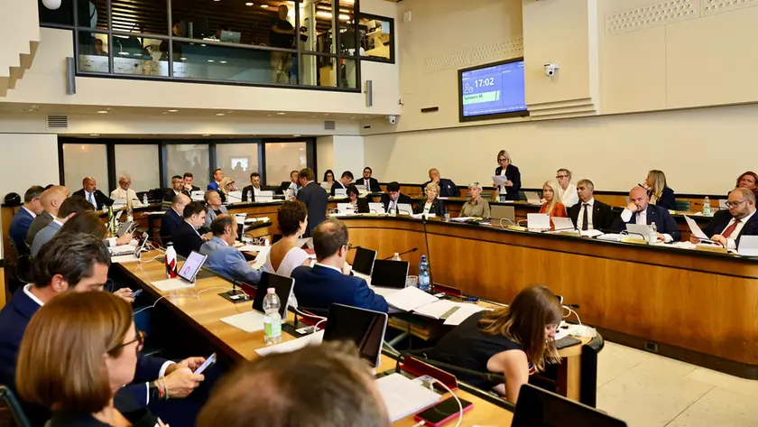 L'aula del Consiglio regionale durante la discussione della legge sul fine vita (foto Marta Buso/Interpress)