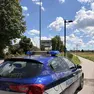 La vettura della polizia locale durante un servizio