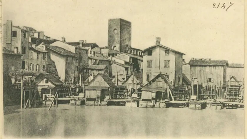 I mulini a ponte Molino in una immagine storica