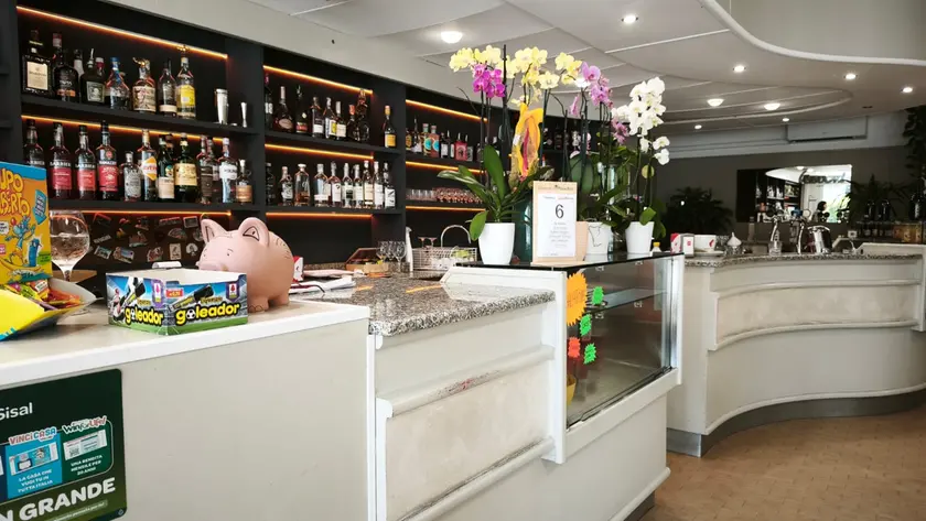 Il bar dove è avvenuta la rapina