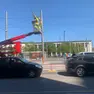 Operai al lavoro domenica 6 settembre alla stazione di Padova
