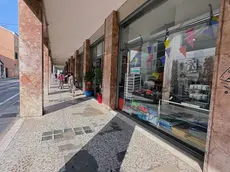 I nuovi negozi cinesi aperti in riviera Ponti Romani