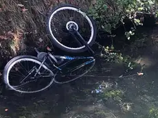 La bicicletta trovata nel fiume