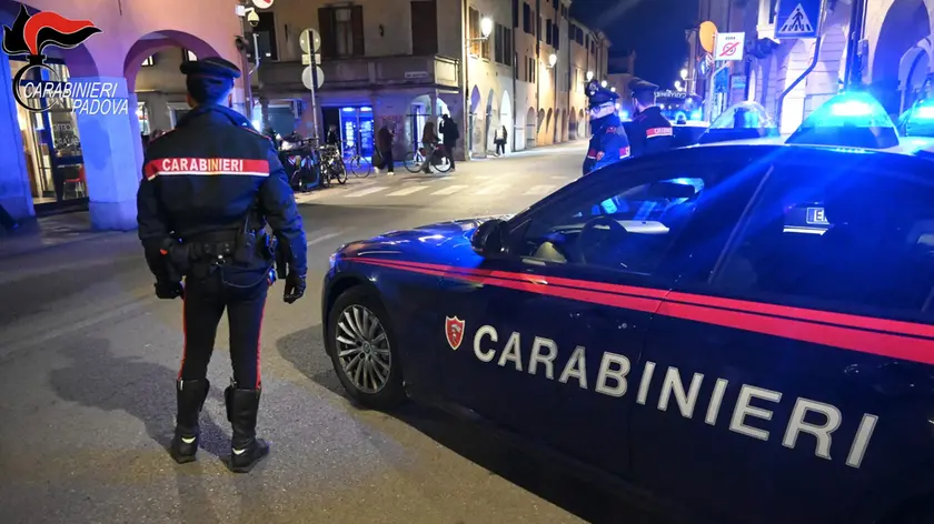 L'intervento dei carabinieri