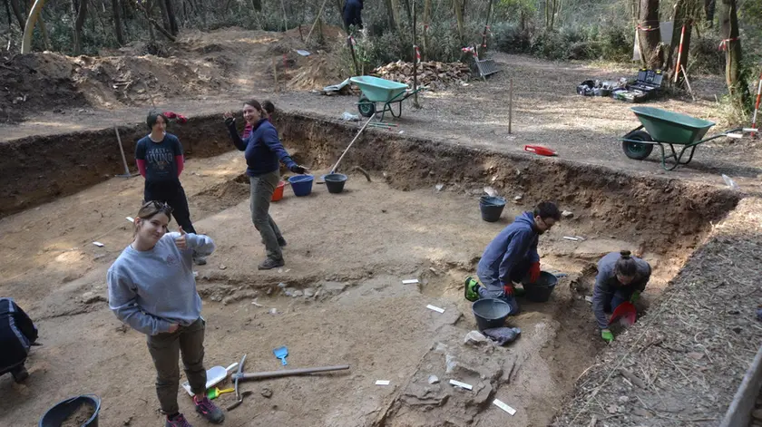 I giovani archeologi al lavoro