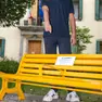Il bracciolo da rimuovere (foto Zangirolami)