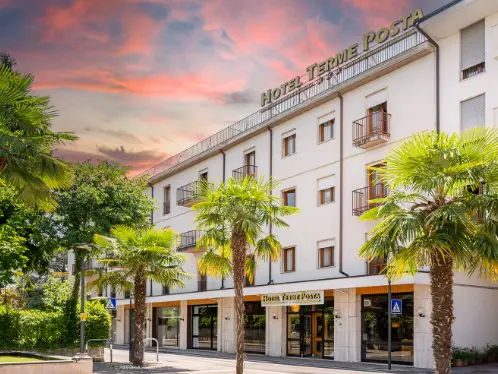 L'ex hotel Posta ad Abano