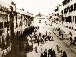 Padova, il Portello com’era: la processione dell’Immacolata, le osterie e la vita di quartiere