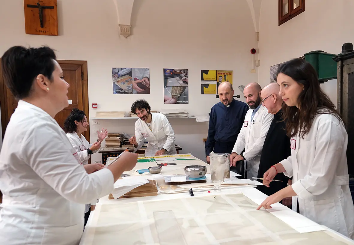 02.10.26 TEOLO - LABORATORIO DEL RESTAURO DEL LIBRO ABBAZIA DI PRAGLIA - CESARO