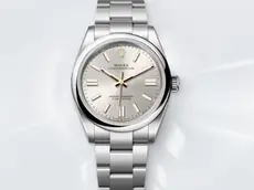 Un modello di Rolex Oyster Perpetual da 3.000 euro