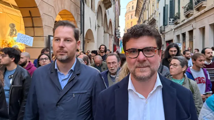 Il vicesindaco Antonio Bressa e il suo predecessore Andrea Micalizzi, ora consigliere regionale