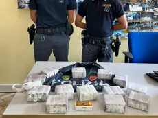 Parte della droga sequestrata