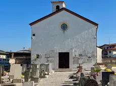 La chiesa del cimitero a Brugnera
