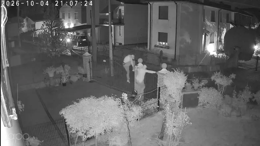 I ladri ripresi dalla videosorveglia