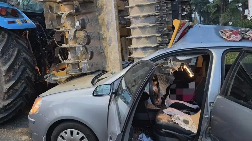 I vigili del fuoco di Borgoricco, supportati dall’autogrù del comando di Padova, sono intervenuti per le operazioni di soccorso