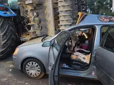 I vigili del fuoco di Borgoricco, supportati dall’autogrù del comando di Padova, sono intervenuti per le operazioni di soccorso