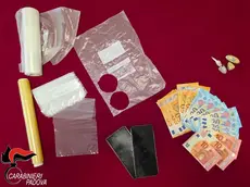 Tutto il materiale rinvenuto è stato sottoposto a sequestro