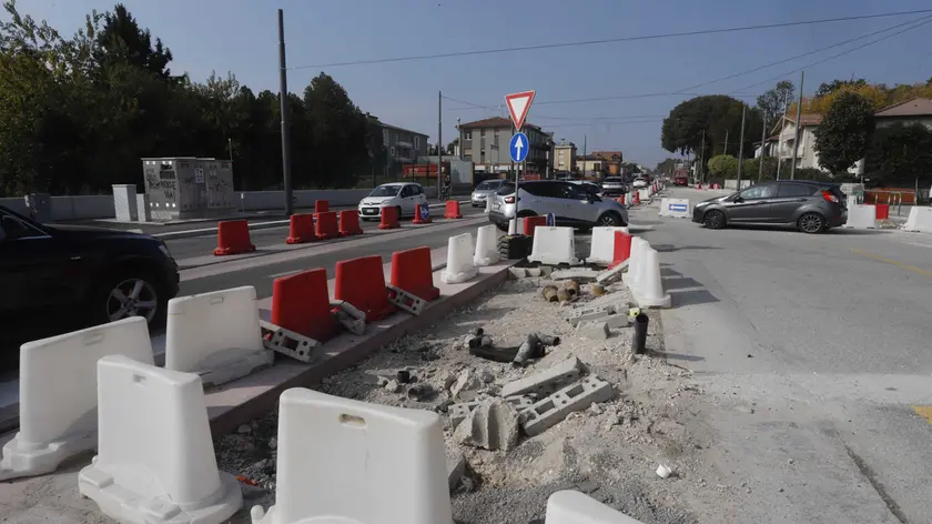 I commercianti chiedono la chiusura dei cantieri del tram entro Natale