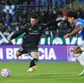 Lorenzo Paolucci si coordina per il tiro