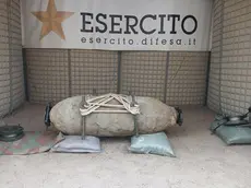 La bomba dopo il recupero a Pontevigodarzere