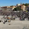 La manifestazione in Prato della Valle e la foto del ministro Valditara data alle fiamme (foto Agenzia Bianchi)