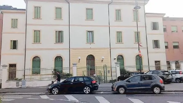 La dimora delle suore elisabettine all’Arcella dove si è introdotto il ladro