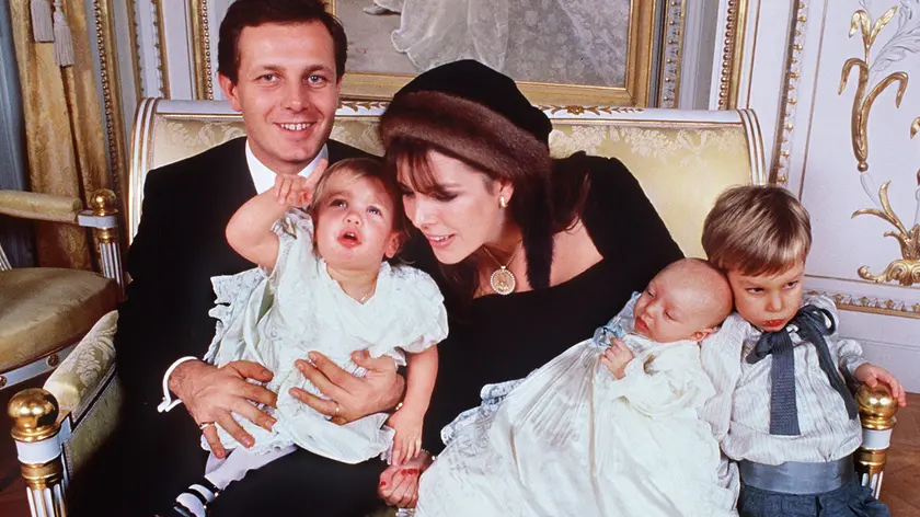 PRI01 - 19880101 - MONACO, MONACO- (FILES) Official undated 1988 photo shows Princess Caroline of Monaco with her three children (L-R) Charlotte, Pierre et Andrea and husband Italian industrialist Stefano Casiraghi, who died in an off-shore boating accident in October 1990. The princess married Prince Ernst August of Hanover in a late-morning civil ceremony 23 January in the royal palace's mirror room in Monaco, according to well-informed sources in the principality. EPA PHOTO AFP/HO