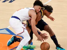 epa10400826 New York Knicks guard Quentin Grimes (L) in action against Indiana Pacers guard Buddy Hield (R) during the second half of the NBA basketball game between the Indiana Pacers and the New York Knicks at Madison Square Garden in New York, New York, USA, 11 January 2023. EPA/JASON SZENES SHUTTERSTOCK OUT