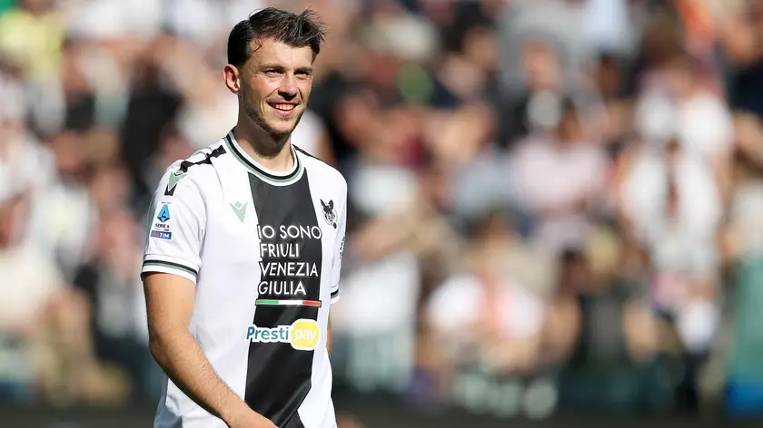 Udinese's Lazar Samardzic jubilates after scoring on penalty the goal during the Italian Serie A soccer match Udinese Calcio vs Empoli FC at the Friuli - Dacia Arena stadium in Udine, Italy, 19 May 2024. ANSA / GABRIELE MENIS