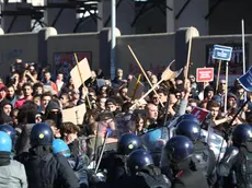Le cariche della polizia