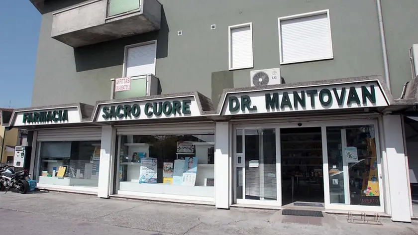 TOME' - AGENZIA BIANCHI - PADOVA - FARMACIA FALLITA VIA PO 4
