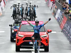 Italian rider Andrea Vendrame of Decathlon Ag2r La Mondiale Team to cross the finish line and win the 19th stage of the 107 Giro d'Italia 2024, cycling race over 157 km from Mortegliano to Sappada, Italy, 24 May 2024. ANSA/LUCA ZENNARO